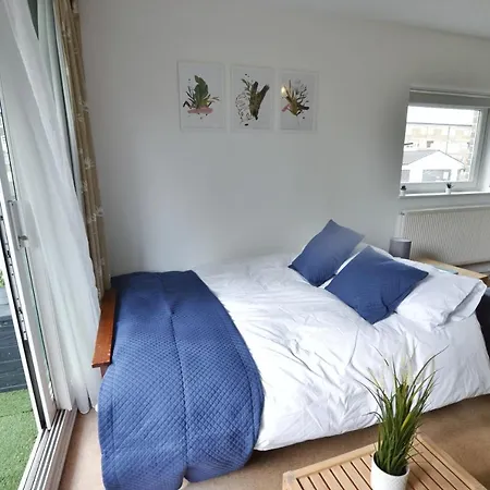 Garden Tower Flat Apartment